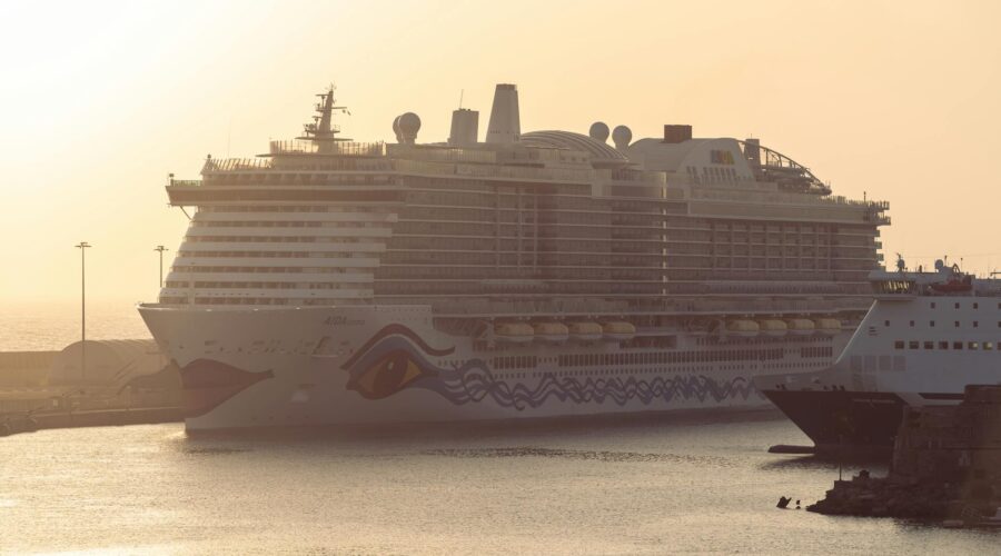 Hantavirus Outbreak: 3 Dead on Cruise Ship off Cape Verde