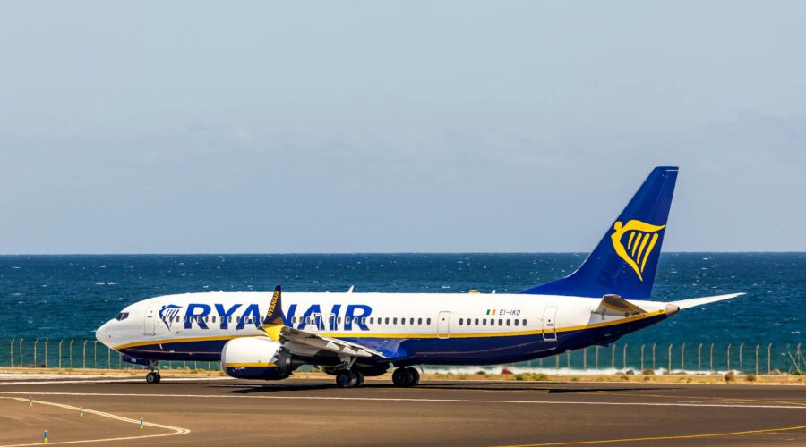 Hantavirus Flight Stranded in Canary Islands After Failure