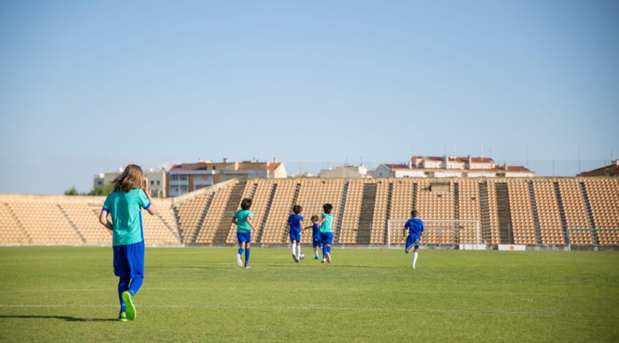 Amadora Residents Protest Closed Soccer Court Amid World Cup