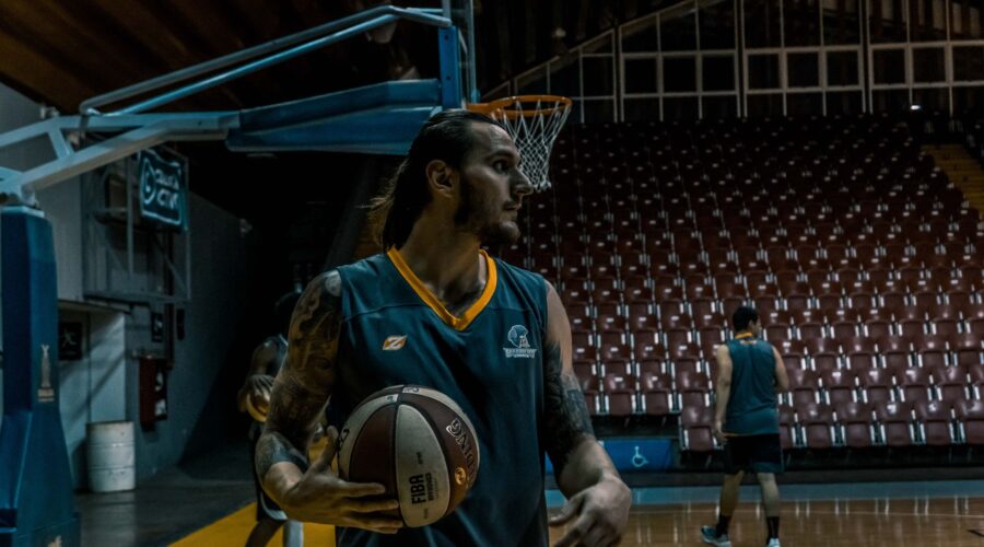 Betinho Leaves Benfica: End of a Basketball Era at Luz