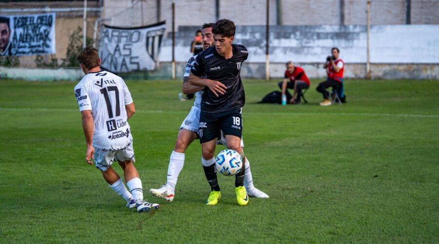 Bruno Almeida Signs Five-Year Deal with CD Tondela