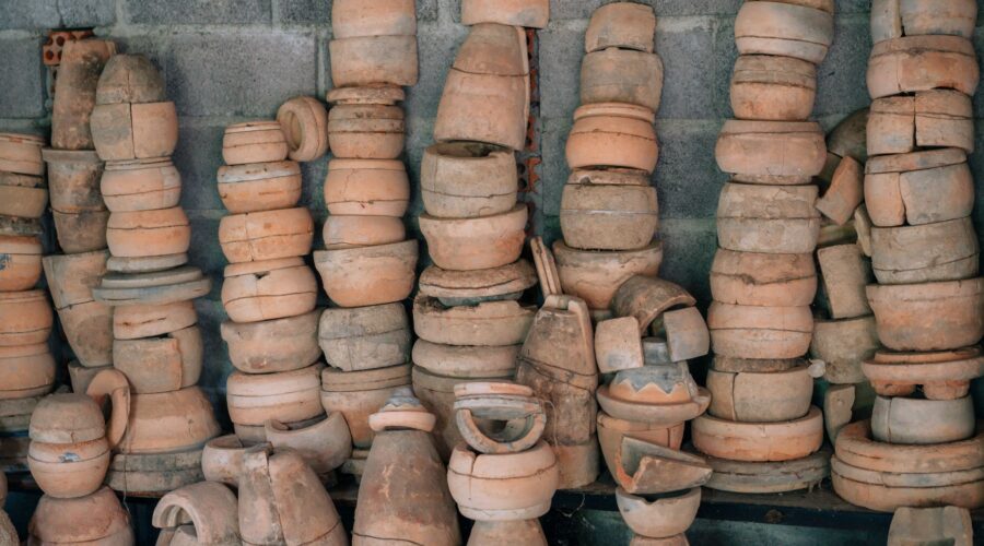 Fonte Lima Pottery: The Matriarchal Red Clay Art of Cape Verde