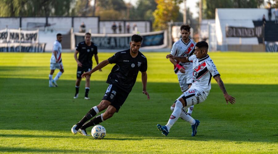 Marítimo Signs Nilton Varela: 13th New Summer Arrival