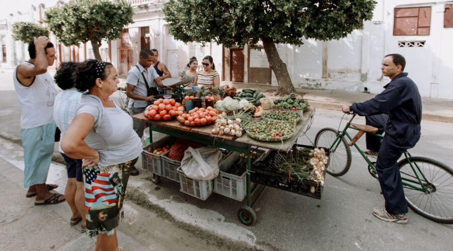 Assomada Market: The Cultural Heart of Santiago, Cape Verde