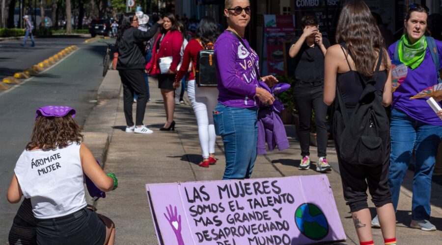 Cape Verde Gender Equality: Labor Gaps and Political Barriers